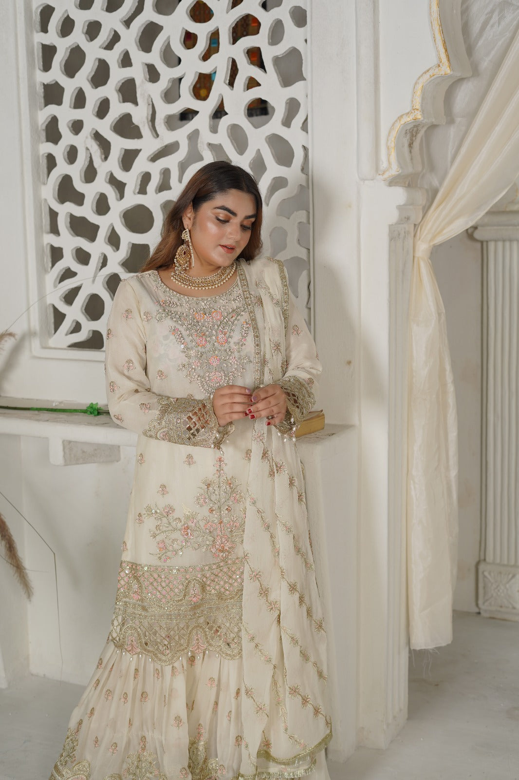 SS-1035 – Off-White Gharara Set by Sundar Stitch ✨