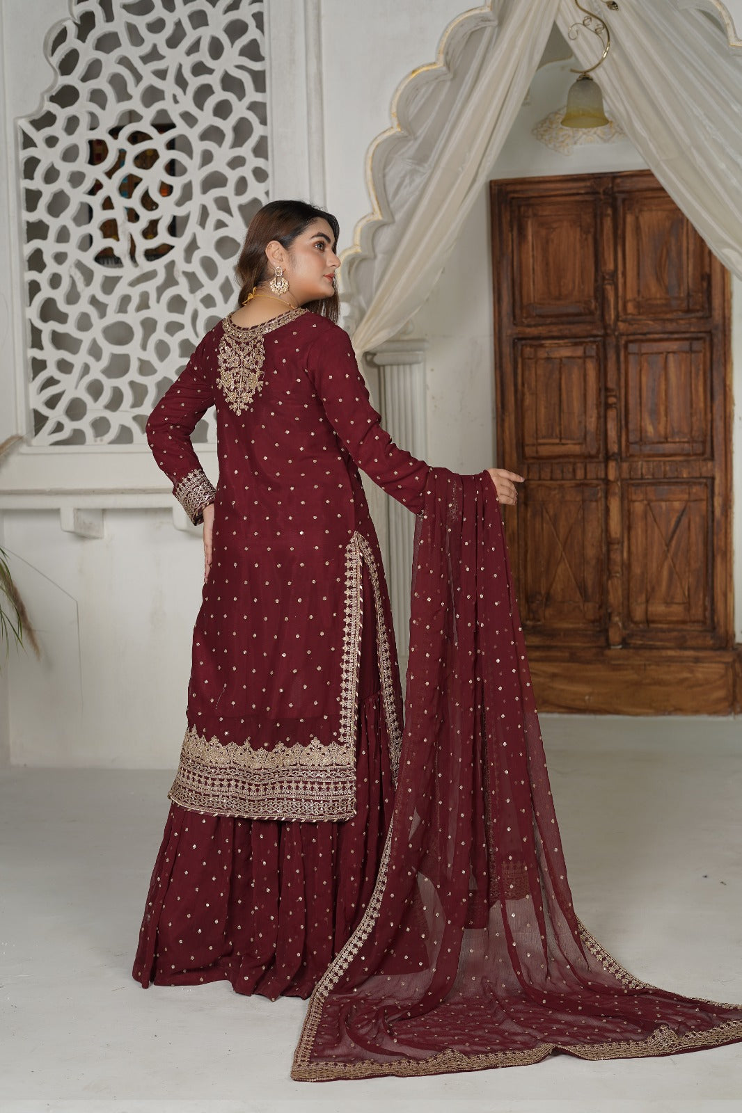 SS-1033 – Mehron Gharara Set by Sundar Stitch 🌿