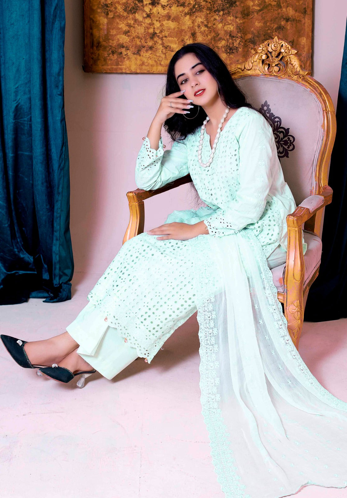 SS-1009 – Fresh Schiffli Lawn Kurta Set 💚