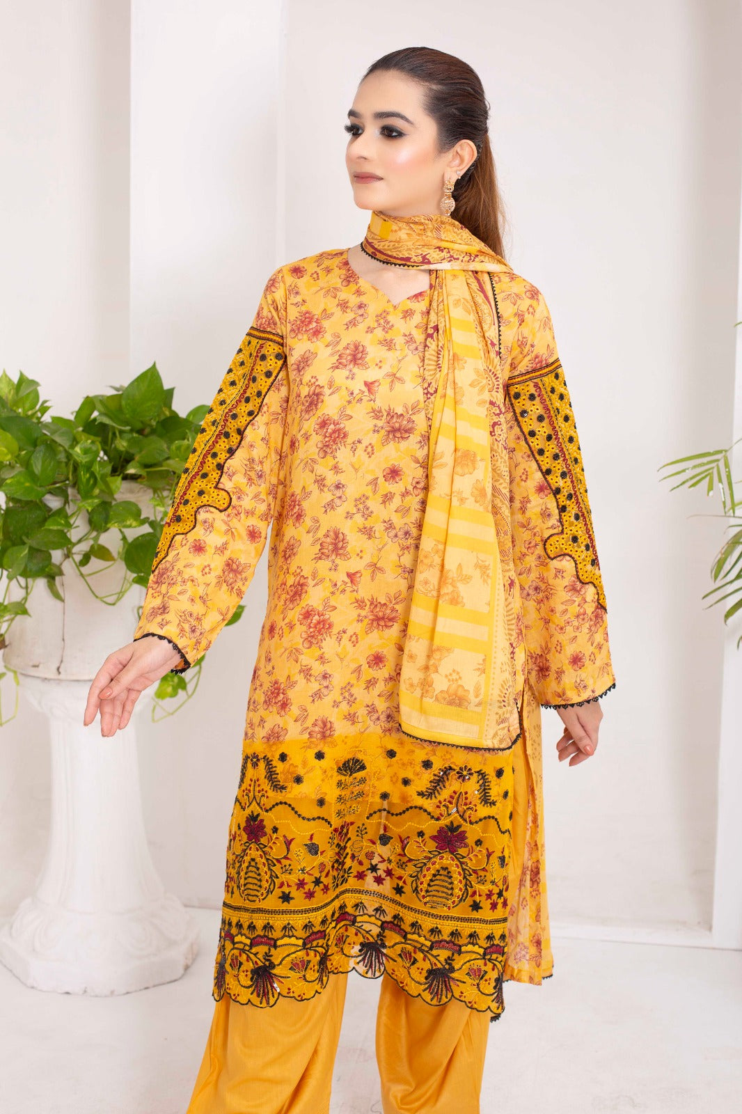 SS-1014 – Vibrant Yellow Lawn Patchwork Kurta Set 🌼