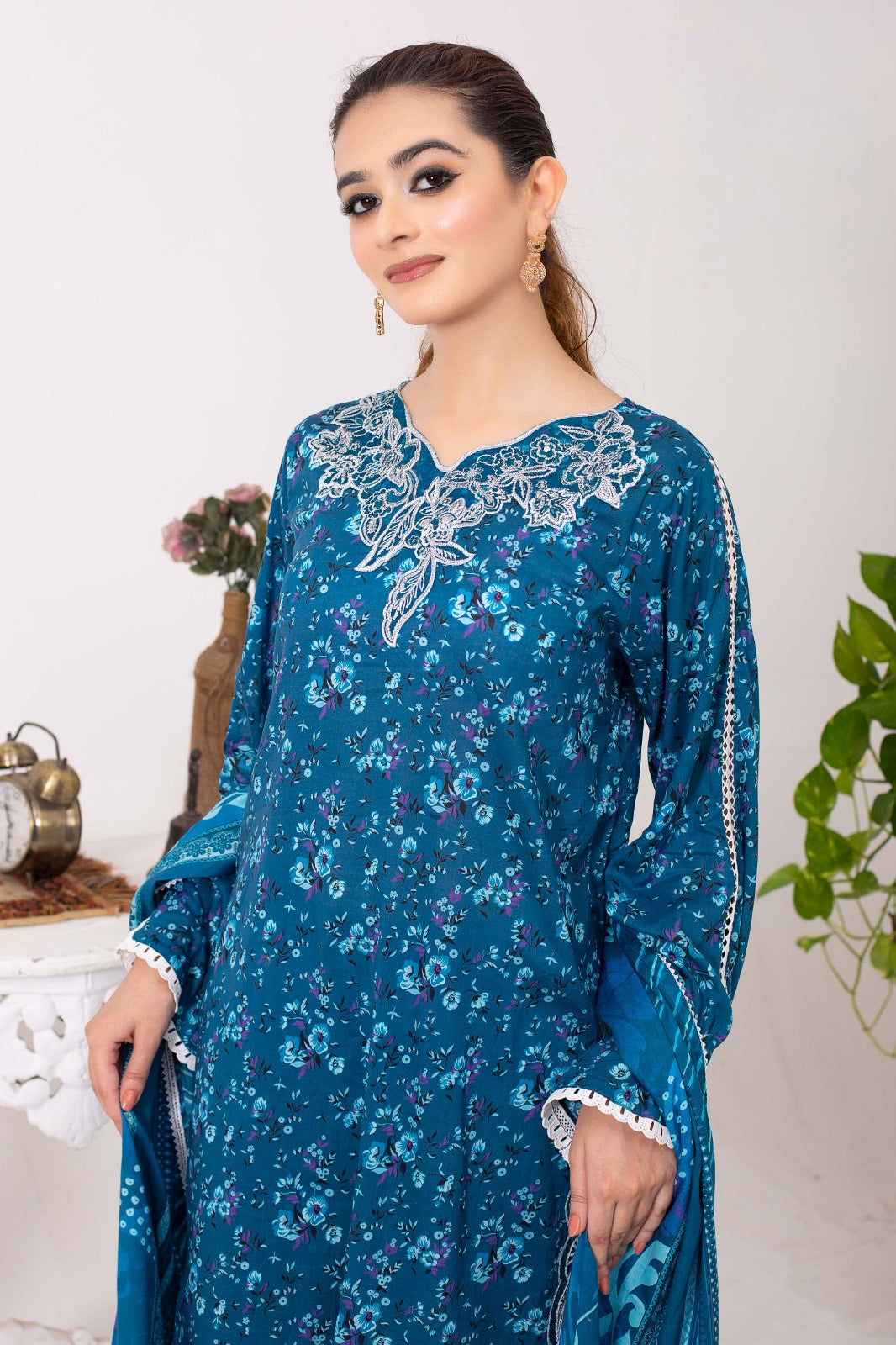 SS-1016 – Steel Blue Lawn Patchwork Kurta Set 💠