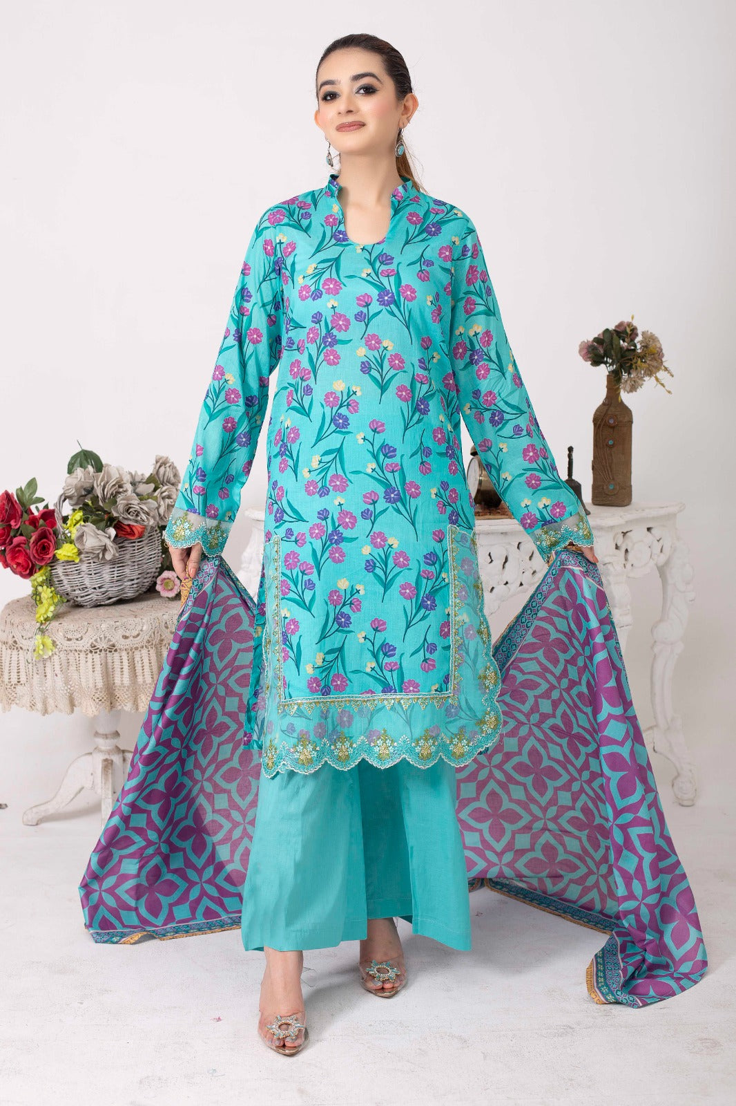 SS-1017 – Dark Cyan Patchwork Lawn Kurta Set 🌿