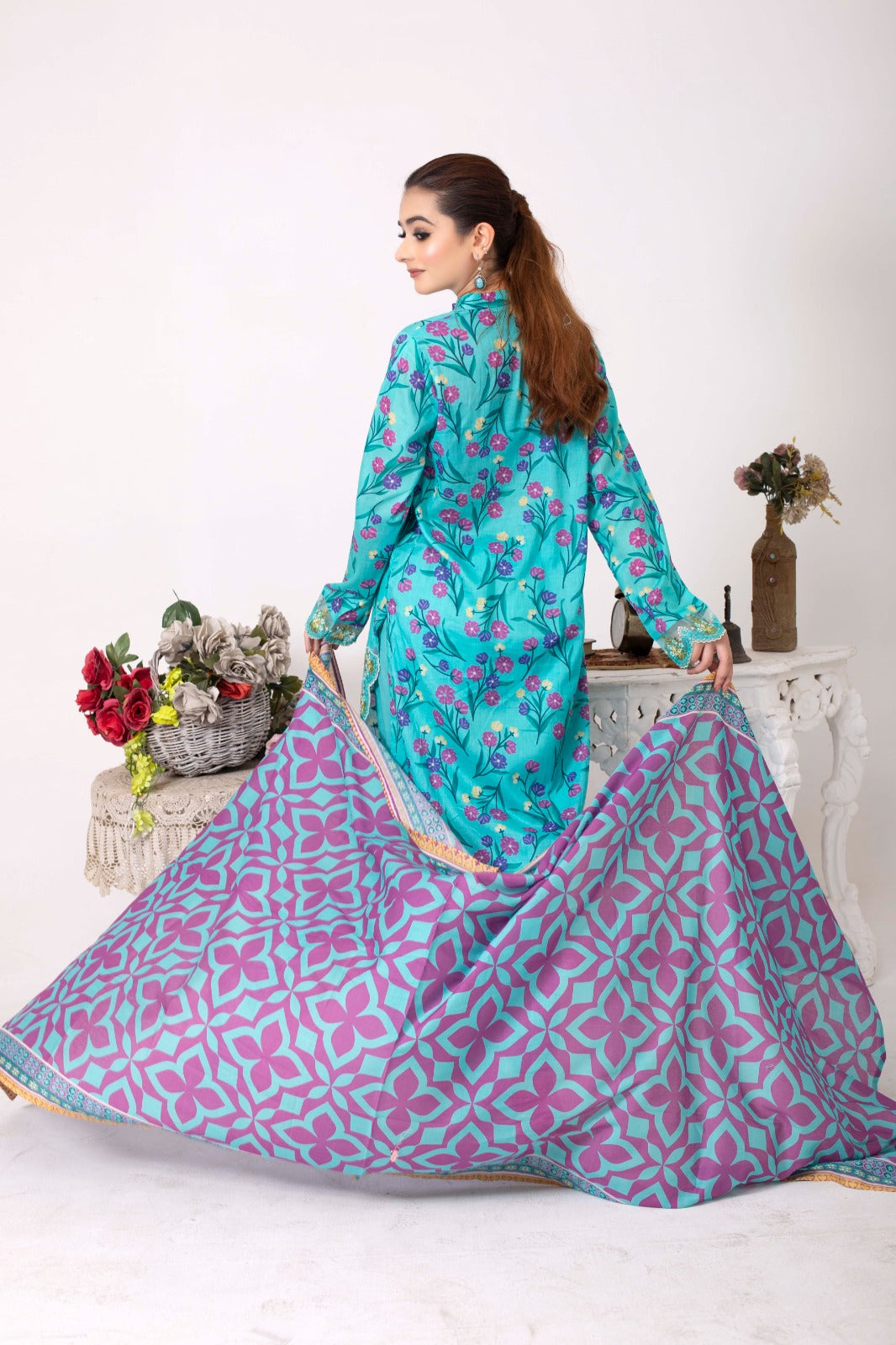 SS-1017 – Dark Cyan Patchwork Lawn Kurta Set 🌿