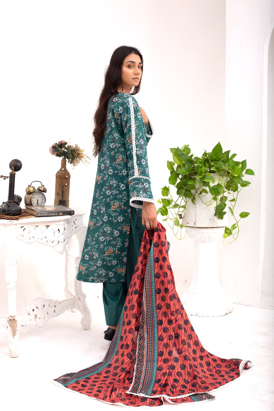 SS-1010 – Green Lawn Patchwork Kurta Set 🌿