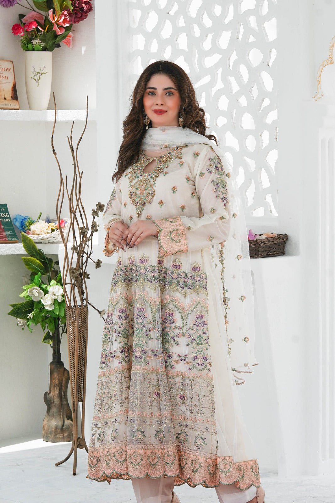 SS-1023 – White Embroidered Firak with Crystal Handwork ✨