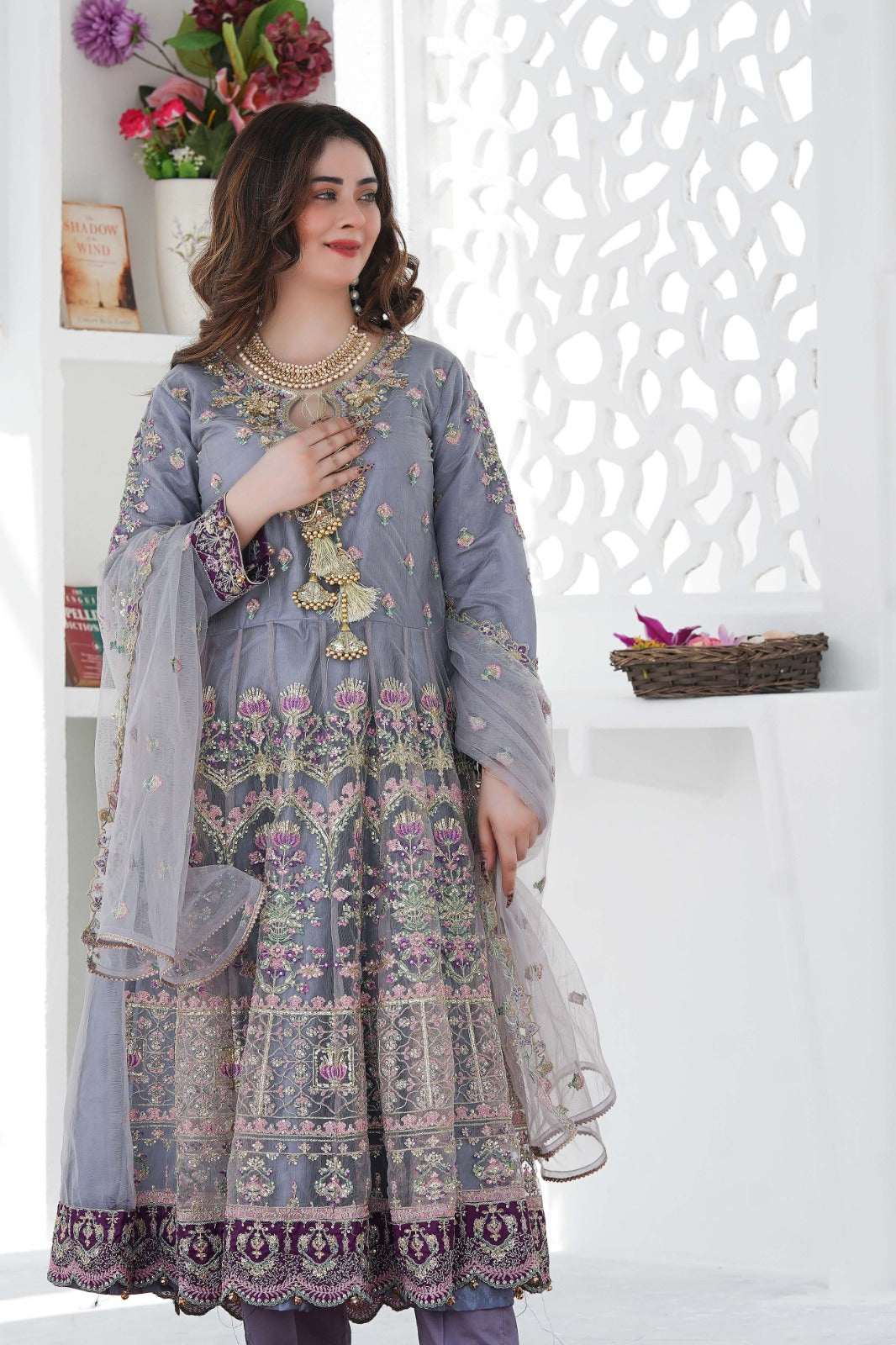 SS-1024 – Multihead Embroidered Firak with Crystal Handwork ✨