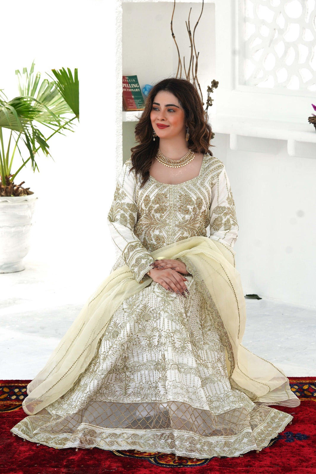 SS-1028 – White Maxi ✨