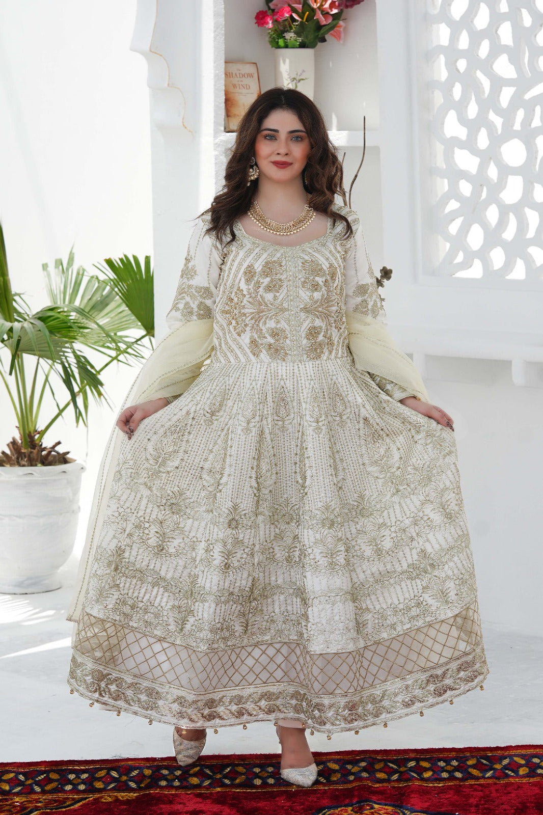 SS-1028 – White Maxi ✨