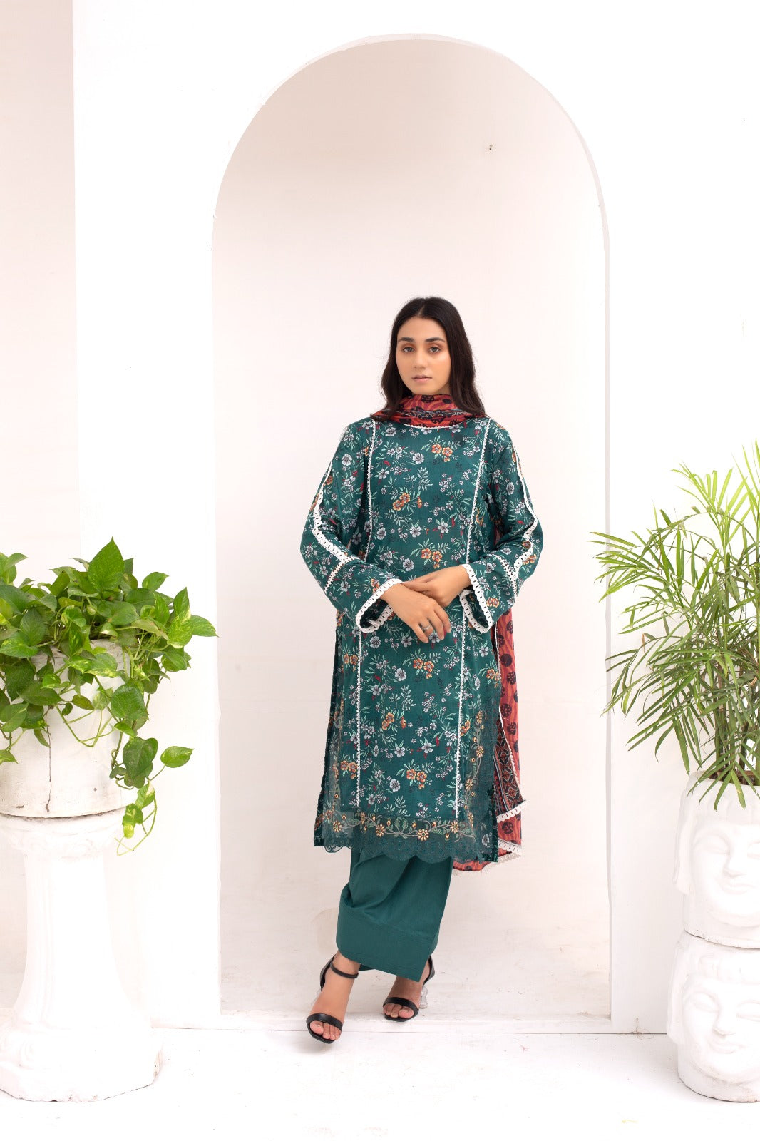SS-1010 – Green Lawn Patchwork Kurta Set 🌿